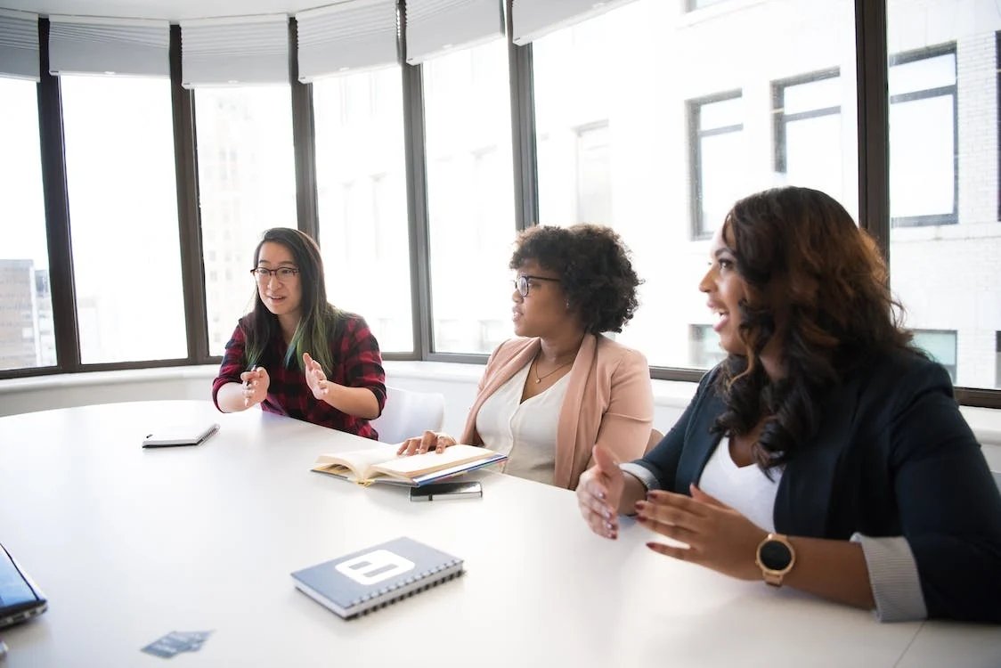 Mastering the Digital Frontier: 7 Strategies for Entrepreneurs to Thrive in the Age of Innovation